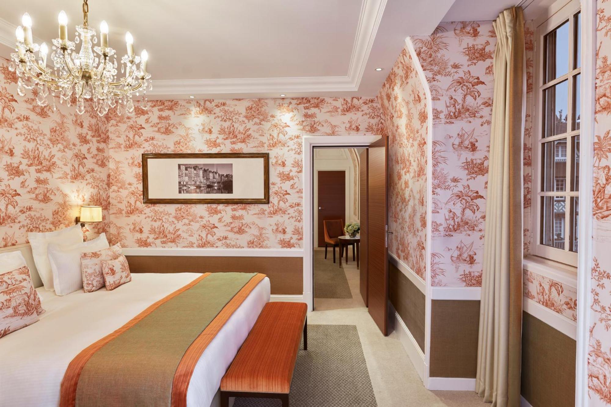 Hotel Barriere Le Normandy Довиль Экстерьер фото