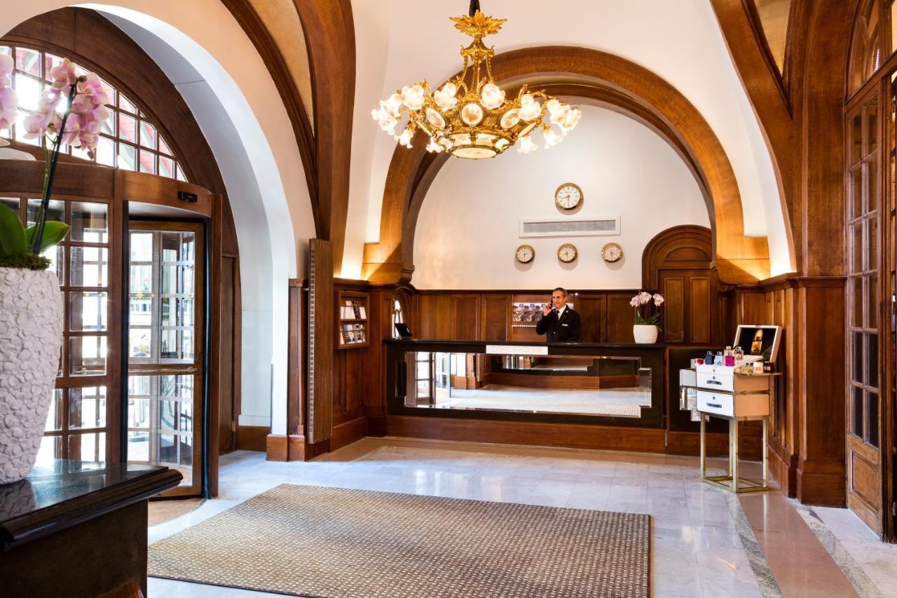 Hotel Barriere Le Normandy Довиль Экстерьер фото