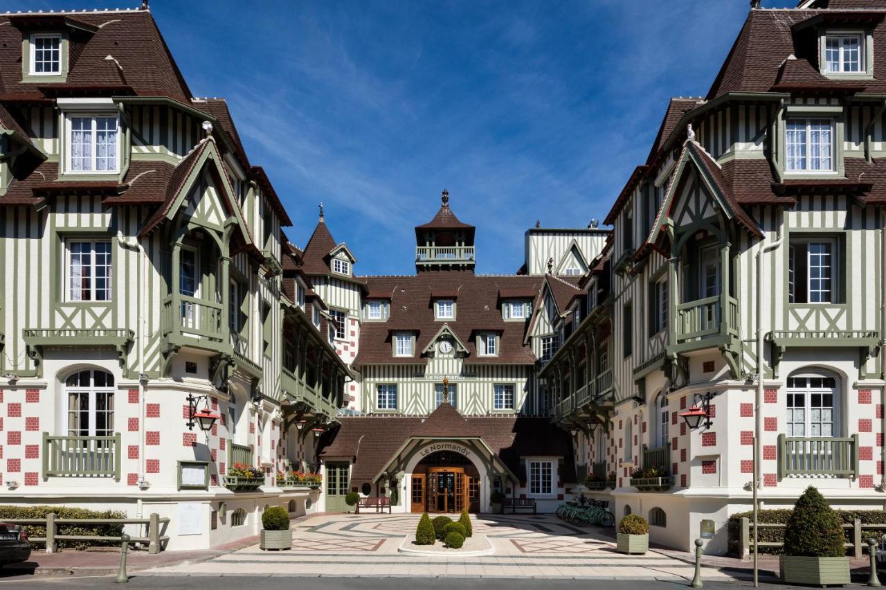 Hotel Barriere Le Normandy Довиль Экстерьер фото